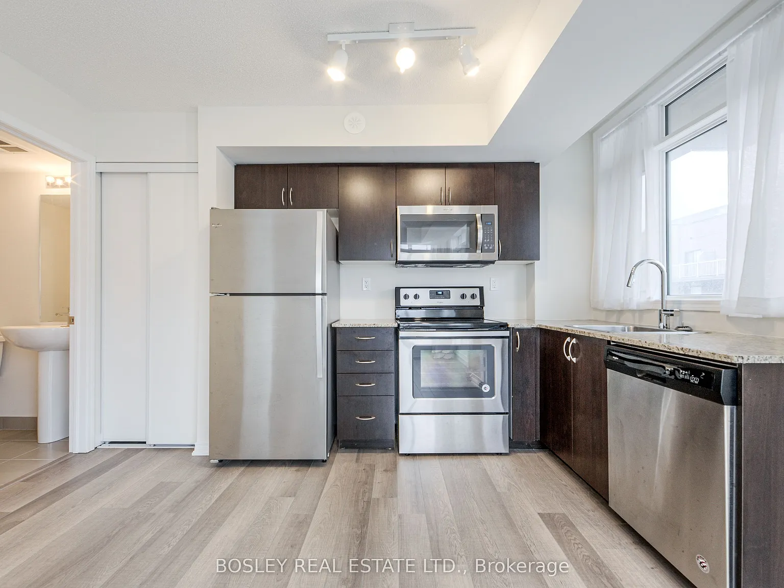 2 bed, $2,800 — Photo 3