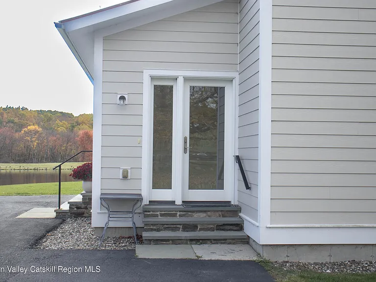 96 Jefferson Hill Rd #2 — Photo 1