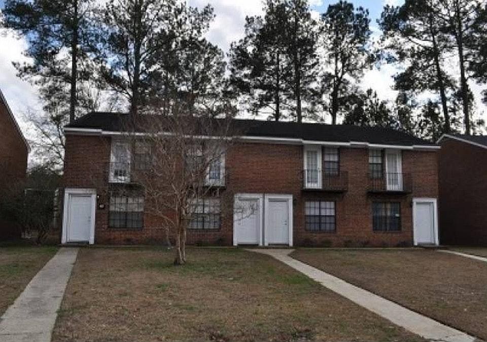 1st image of 107 Timber Ln APT C