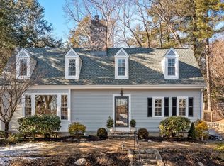 170 Benvenue St, Wellesley, MA 02482