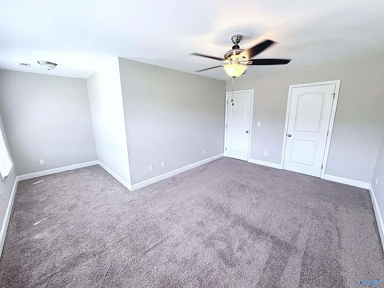 114 Summer Pointe Ln — Photo 32