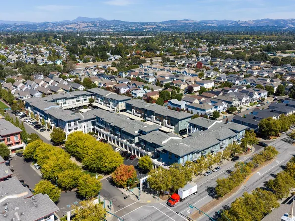 960 Doubles Drive, Santa Rosa, CA 95407