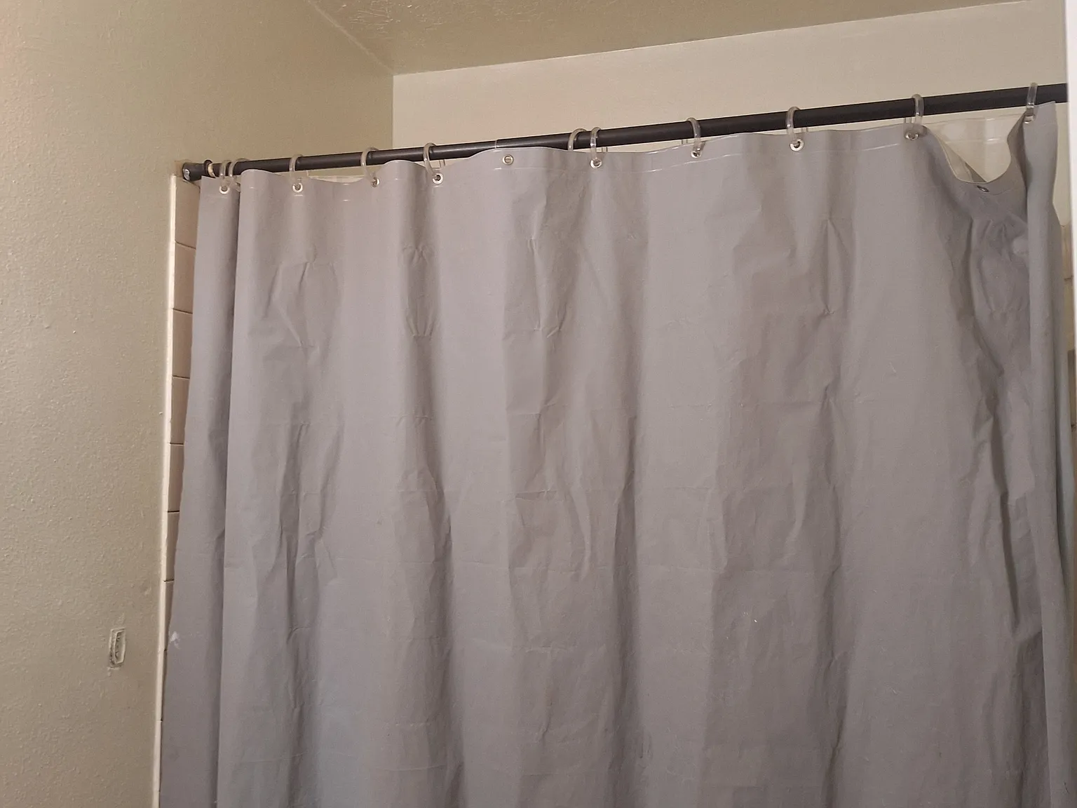 2 bed, 700 sqft, $1,100 — Photo 3