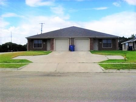 1st image of 2914-2916 Ashley Dr