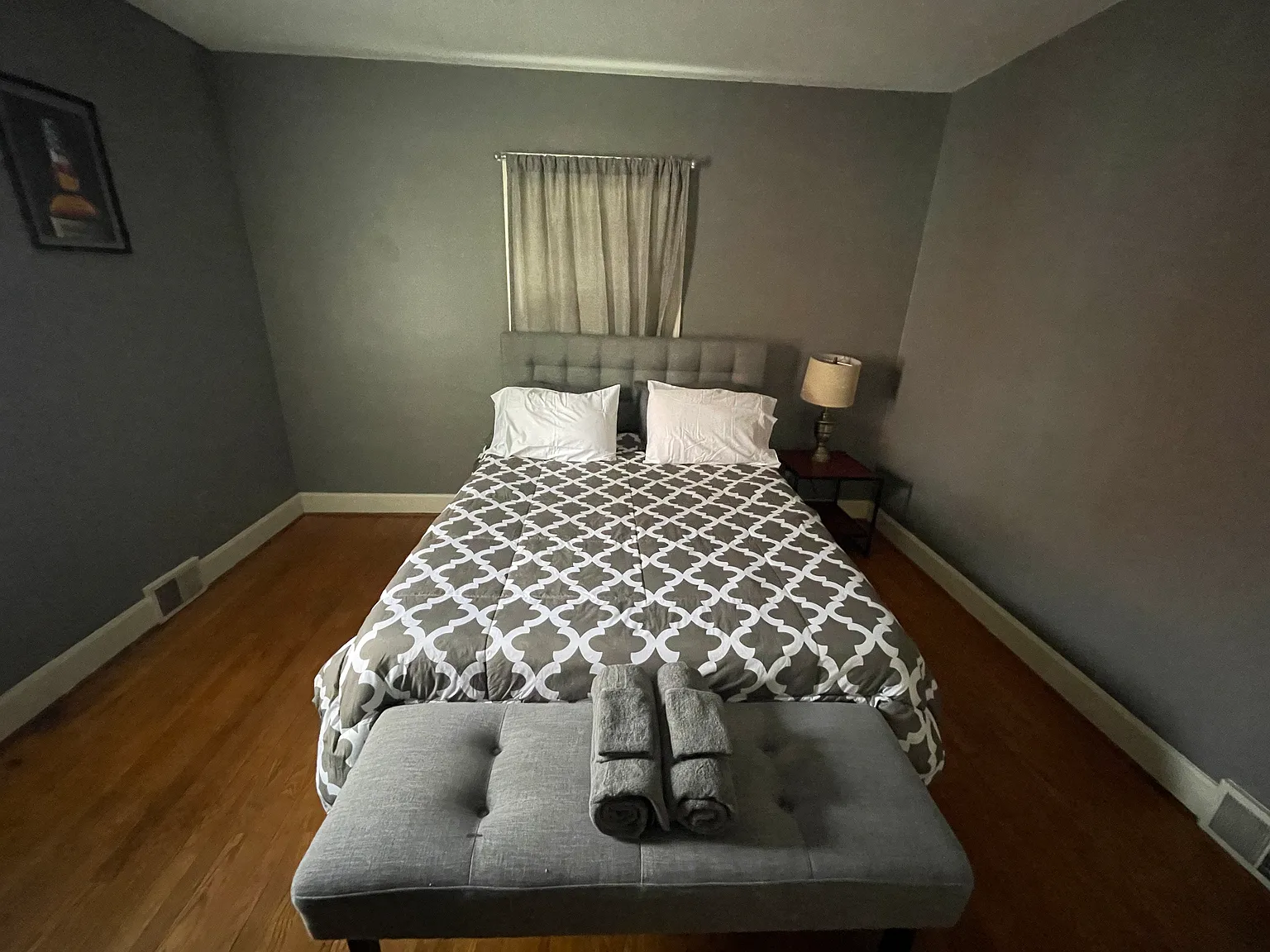 2 bed, 1000 sqft, $2,000 — Photo 2