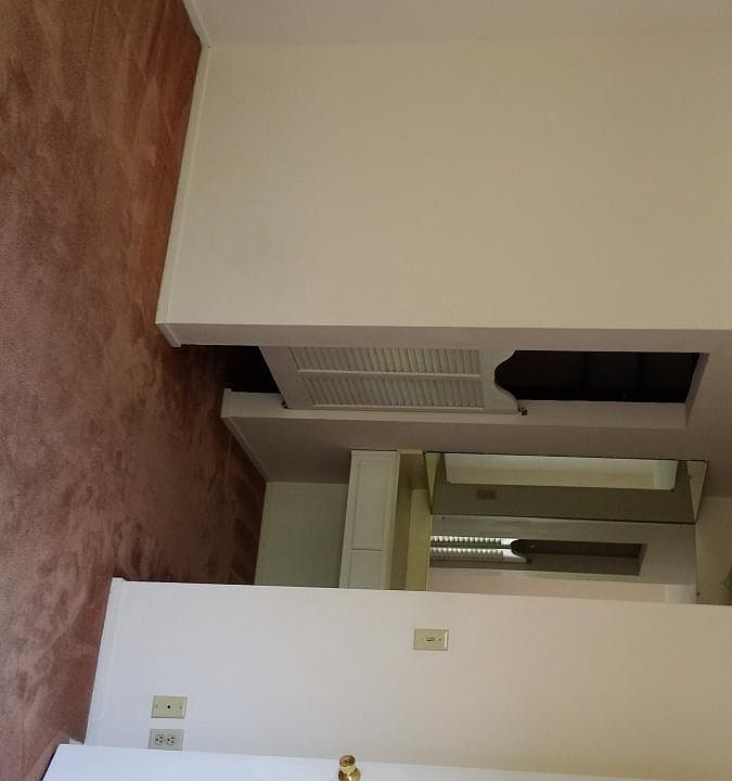 2nd image of 606 Fairhaven Way