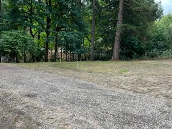 Clark Loop, Toledo, OR 97391