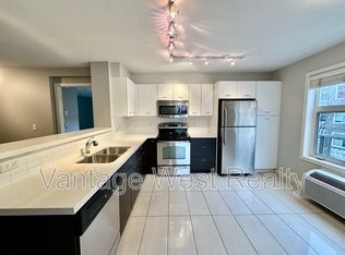 539 Yates Rd UNIT 202, Kelowna, BC V1V2T8