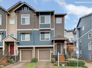 10521 NE Park Ridge Way, Hillsboro, OR 97006