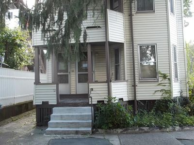 7 Louisburg Pl, Somerville, MA, 02145