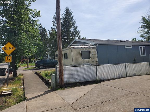 4th image of 2154 Marion St SE