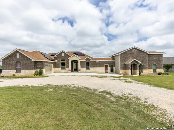 9181 S FM 2790 W, Somerset, TX 78069