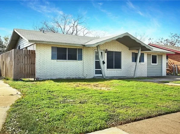 1821 Roslyn St, Corpus Christi, TX 78416