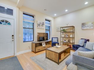 1821 W 21st St APT 2, Chicago, IL 60608