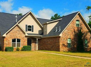 636 Abbey Rd, Lindale, TX 75771