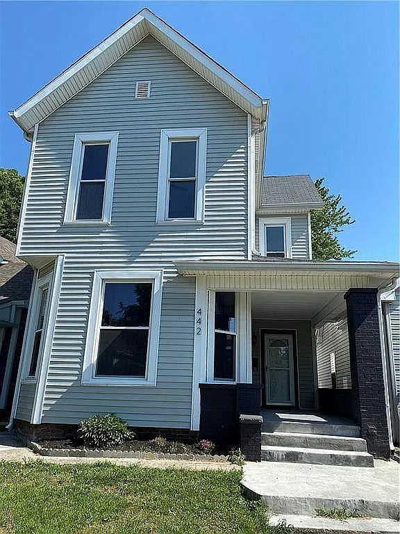 442 Parkway Ave photo 1