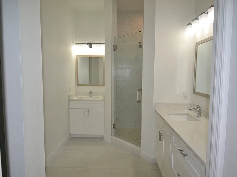 5728 Biscayne Ct — Photo 16