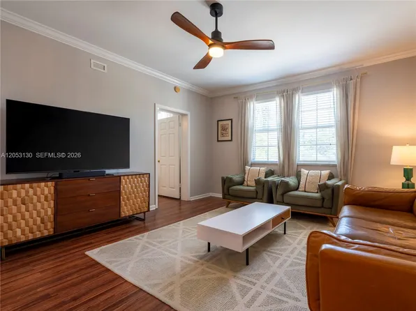 533 NE 3rd Ave APT 306, Fort Lauderdale, FL 33301