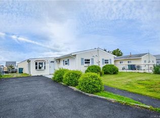 110 E Delaware Dr, Little Egg Harbor, NJ
