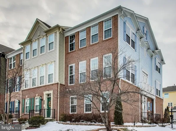 464 Glade Fern Ter SE, Leesburg, VA 20175