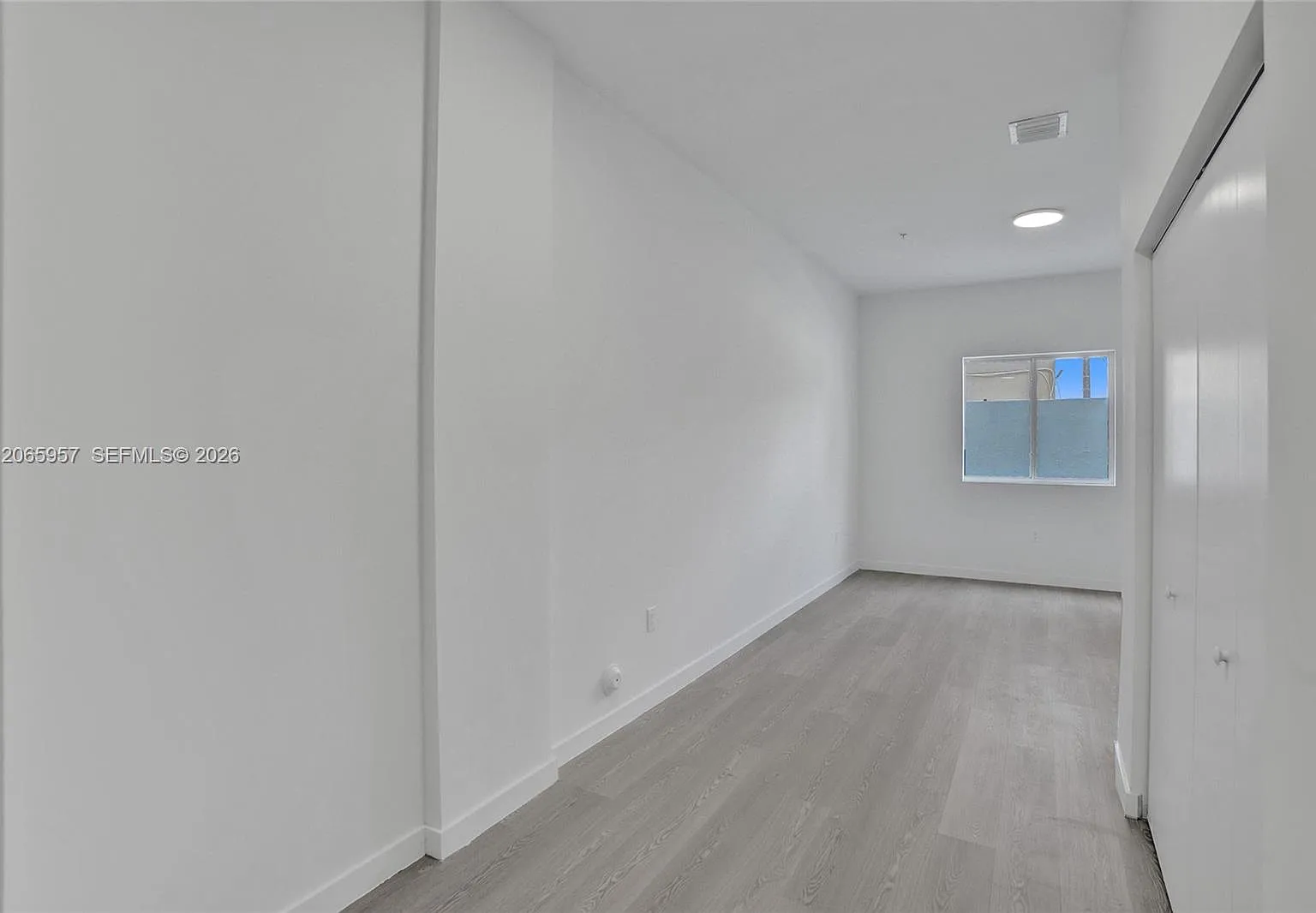 Lawrence Estates Land Cos — Photo 4