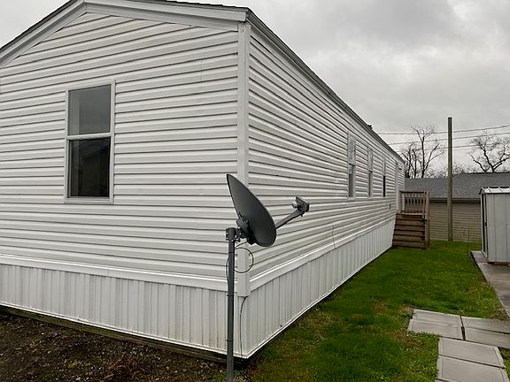 2nd image of 43 Hilltop Ave