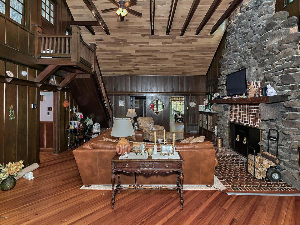 1360 Lower Demunds Rd, Dallas, PA 18612 Zillow