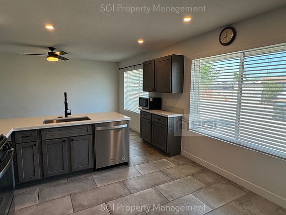 3rd image of 20027 N 17th Ln
