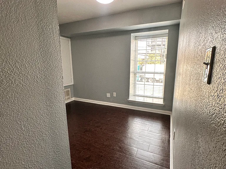 Cavalcade Heights 735 LLC — Photo 25