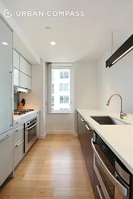 Sold by Compass | media 3
