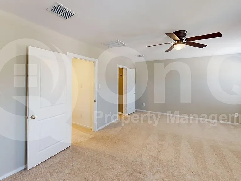 209 Adelina Dr — Photo 17