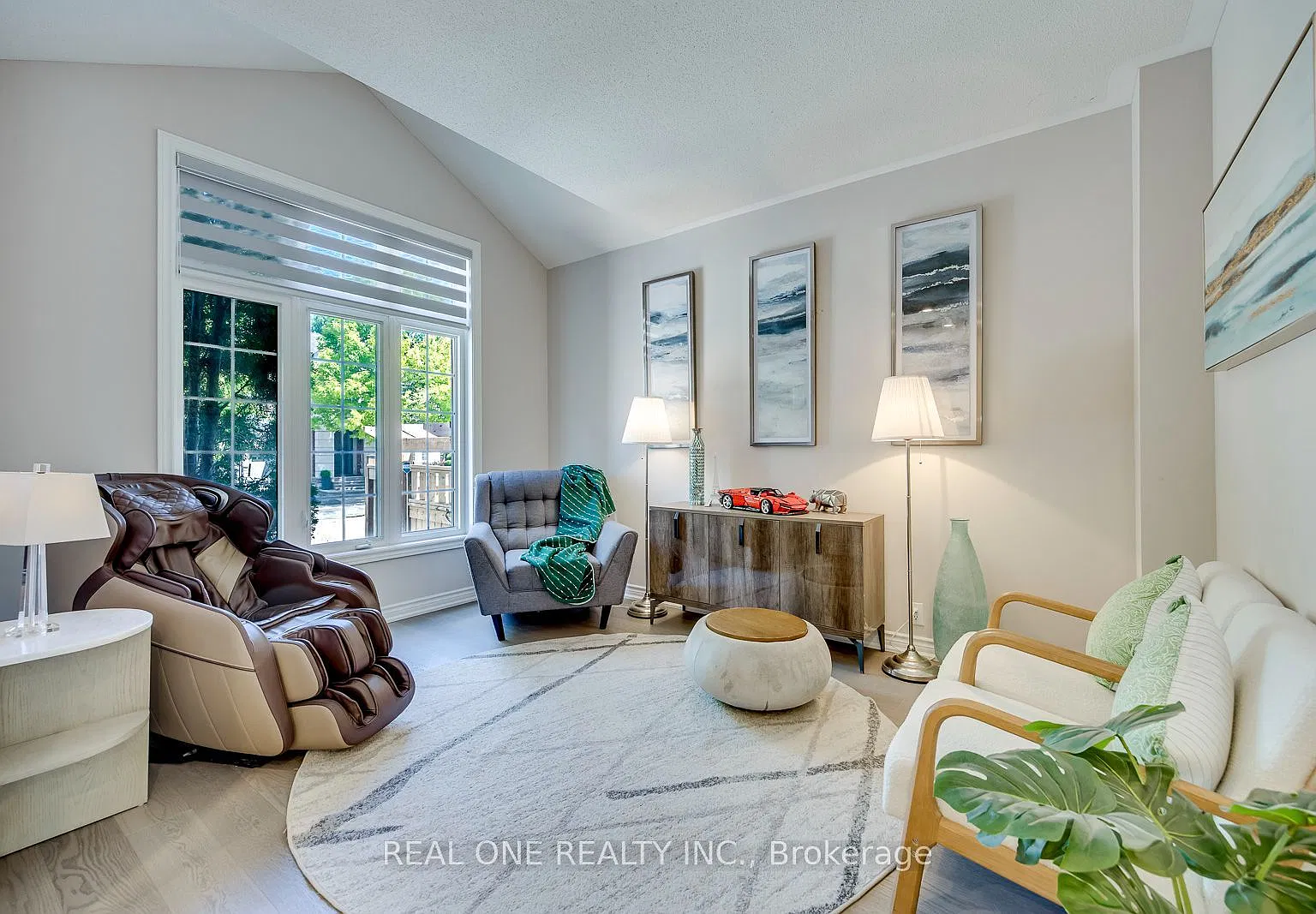 6 bed, $6,990 — Photo 4