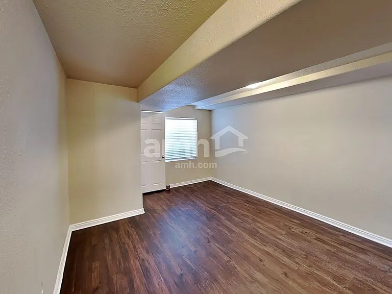 8553 S 6430 W — Photo 18