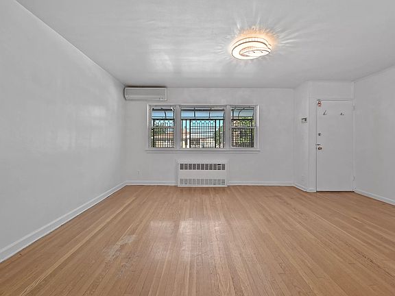 3rd image of 14-11 119th St