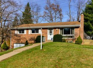 403 Governor Dr, Allison Park, PA 15101