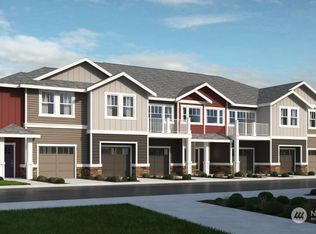 19241 NE 69th Cir #201, Redmond, WA 98052