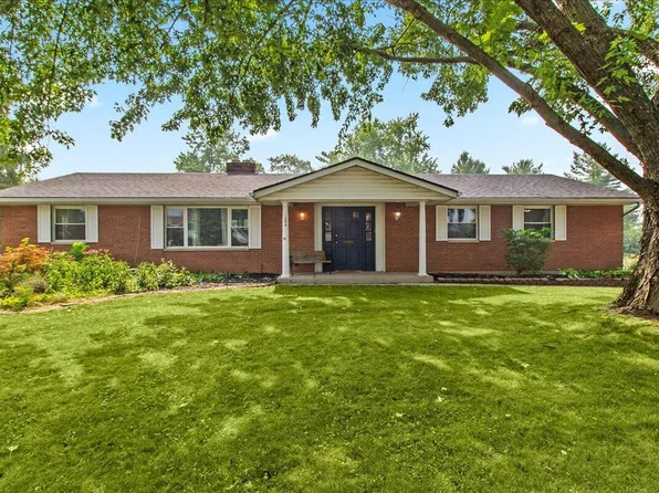1308 Ponderosa Ct, Fairborn, OH 45324