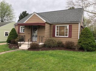 324 W 11th St, Dover, OH