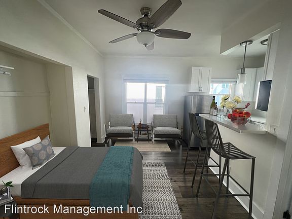3rd image of 2845 San Marino St #11337955