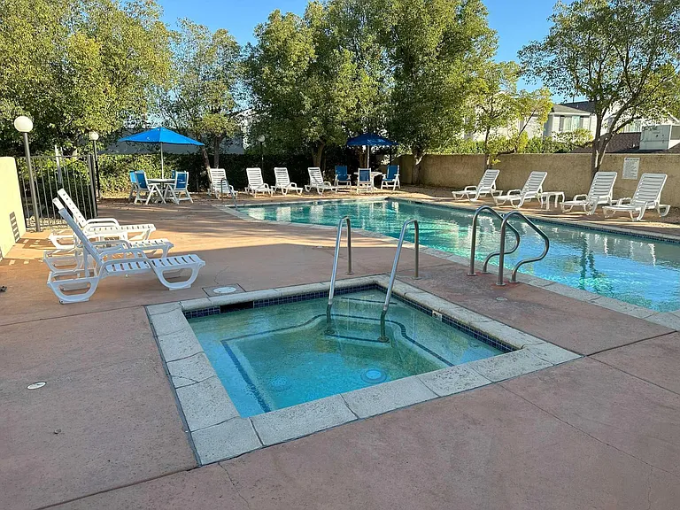 19350 Sherman Way #208 — Photo 25