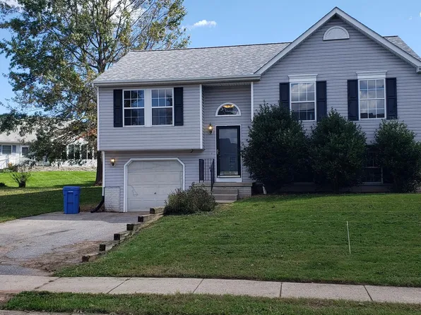 45 Bancroft St, Taneytown, MD 21787