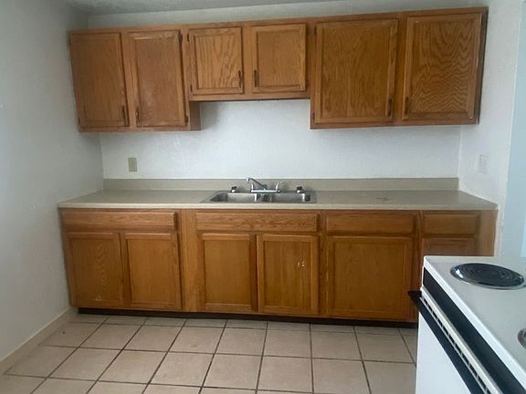 2nd image of 4878 Banbury Ct APT 3