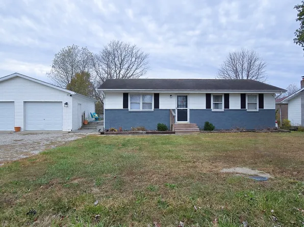 5174 S Vine St, Columbus, IN 47201