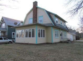 105 5th Ave W, Cresco, IA 52136