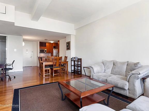 3rd image of 88 Greenwich St APT 2302