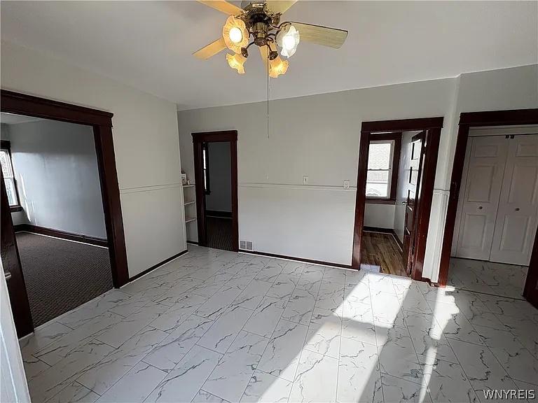 143 Reo Ave — Photo 10