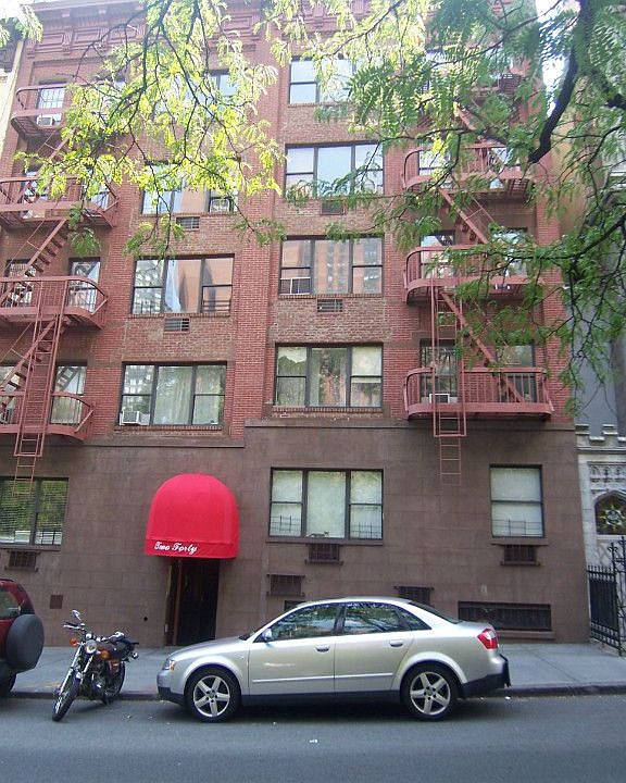 1st image of 240 E 90th St APT 1C