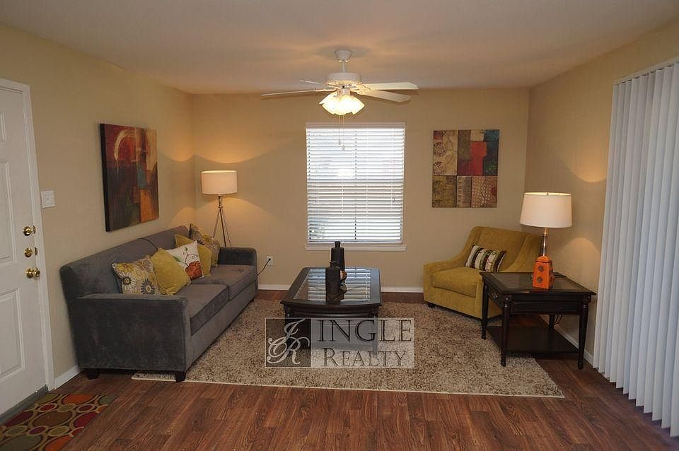1st image of 4000 Linda Dr #326