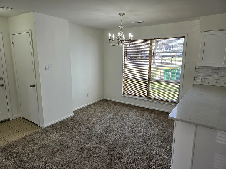 593 S Dove Rd #A — Photo 5