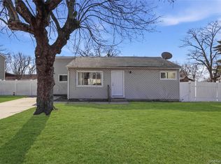 17 Cedar Street, Central Islip, NY 11722